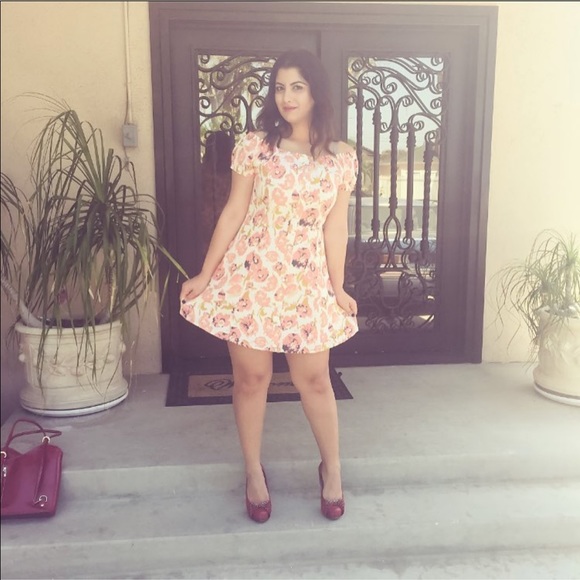 Free People Dresses & Skirts - Free People Floral Dress